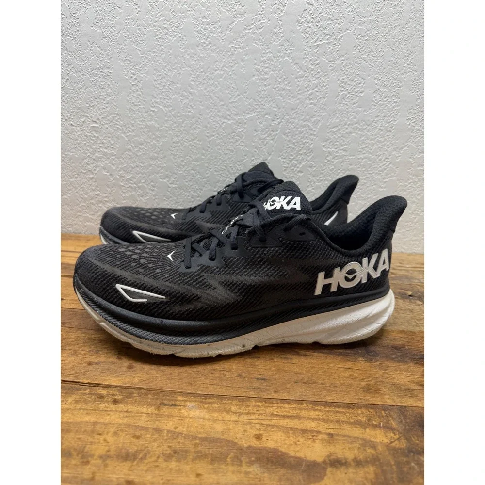 Hoka Clifton 9 Mens Running Shoes Black White 1127895-BWHT Size 12D